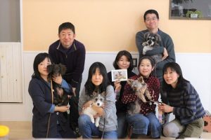 犬の保育園　トレーニングイベント　スワレ　フセ　立って